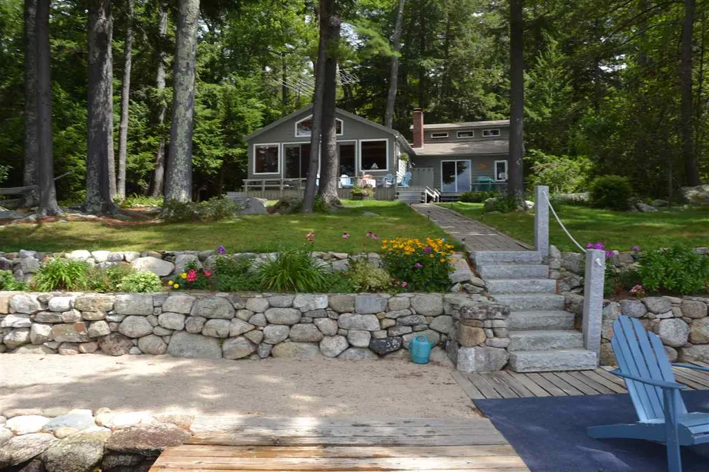 52 Bixby Shores Road Tuftonboro NH 03816