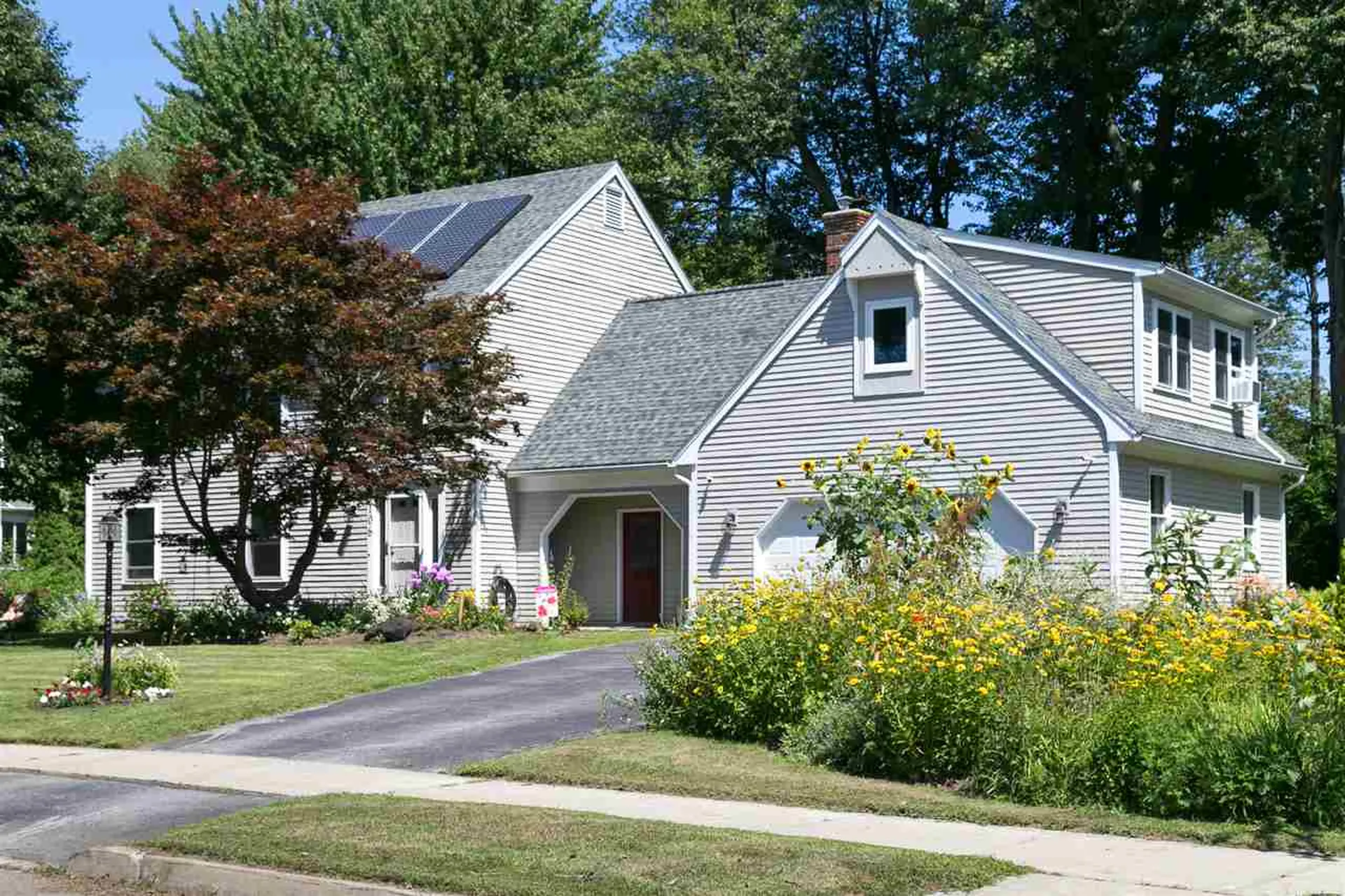 106 Stirling Place Burlington VT 05408