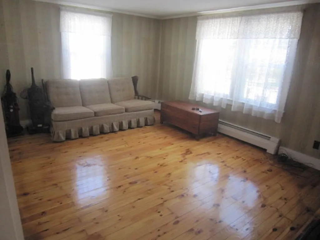 15 Davis Street Somersworth NH 03878