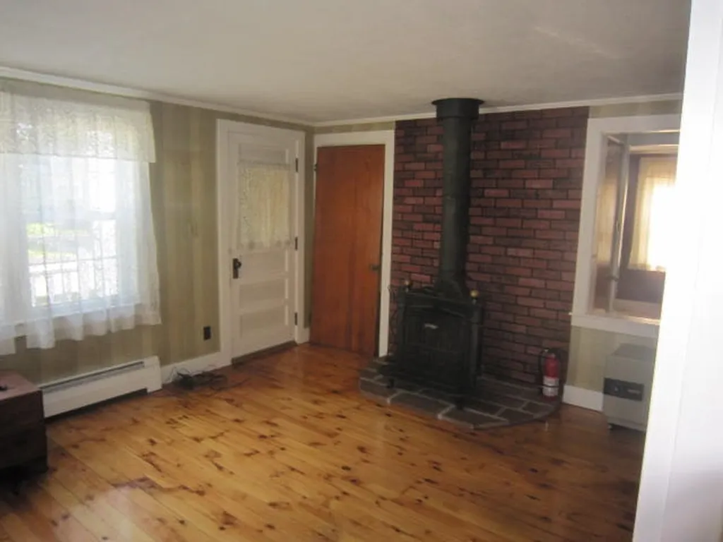 15 Davis Street Somersworth NH 03878