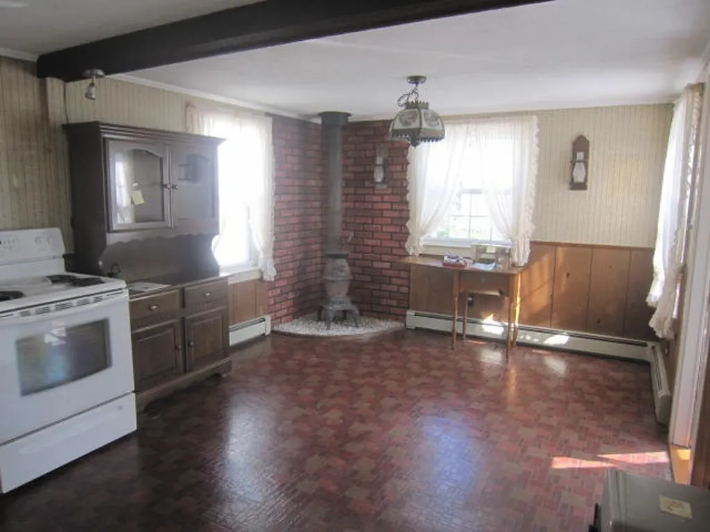 15 Davis Street Somersworth NH 03878