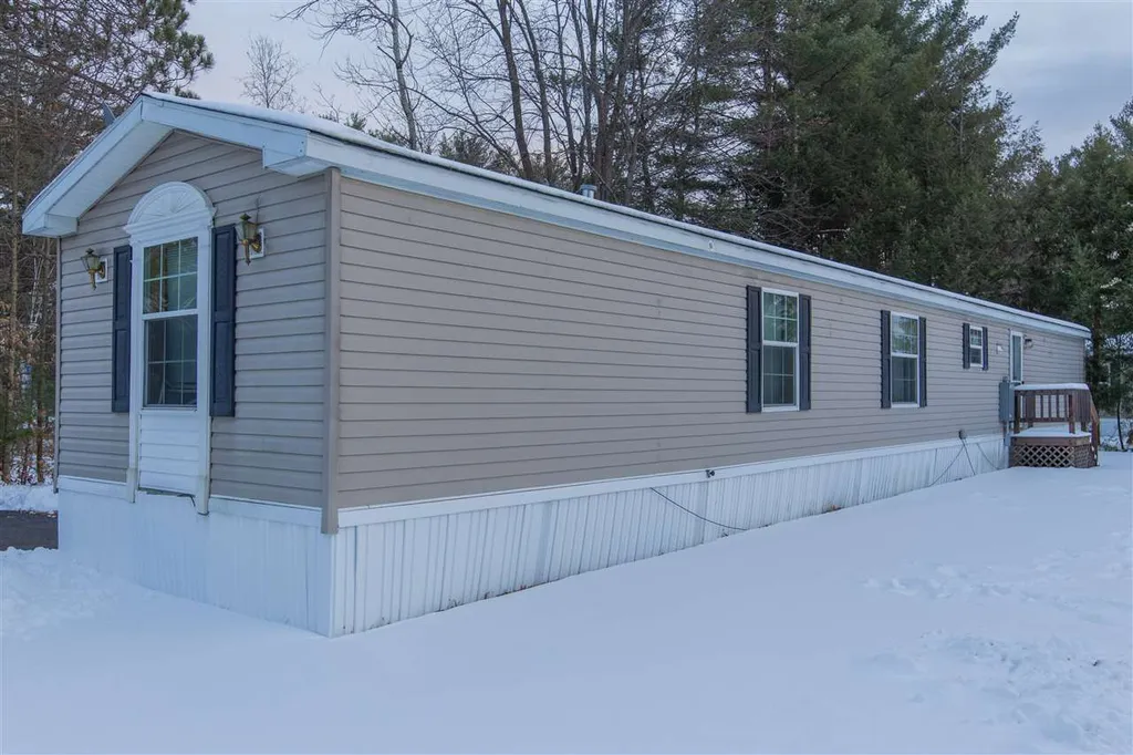 1 Spring Street Loudon NH 03307