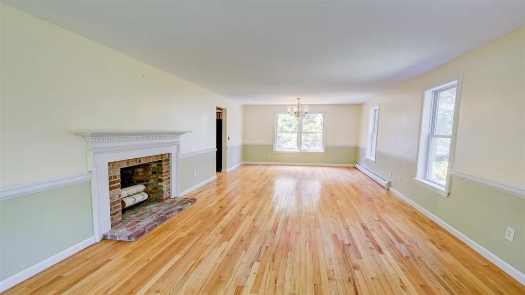 85 Parsonage Drive Laconia NH 03246