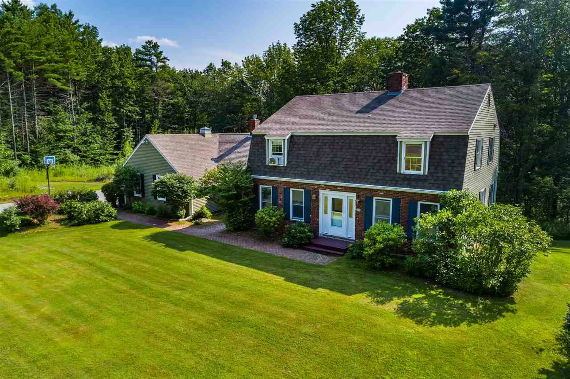 85 Parsonage Drive Laconia NH 03246