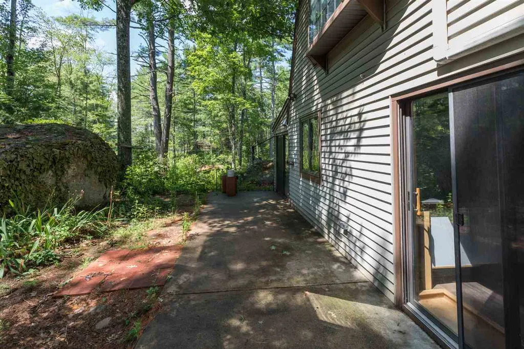 228 Merry Hill Road Barrington NH 03825