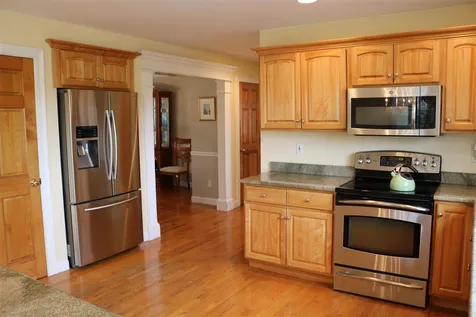 148 South Road North Hampton NH 03862