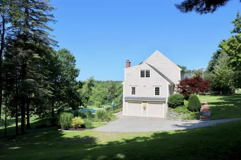 148 South Road North Hampton NH 03862
