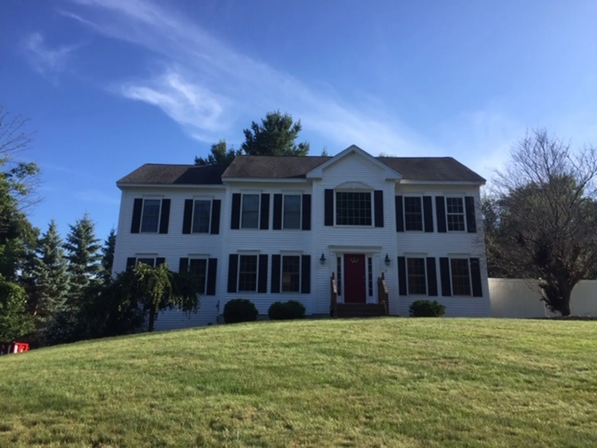 7 Monument Hill Road Pelham NH 03076