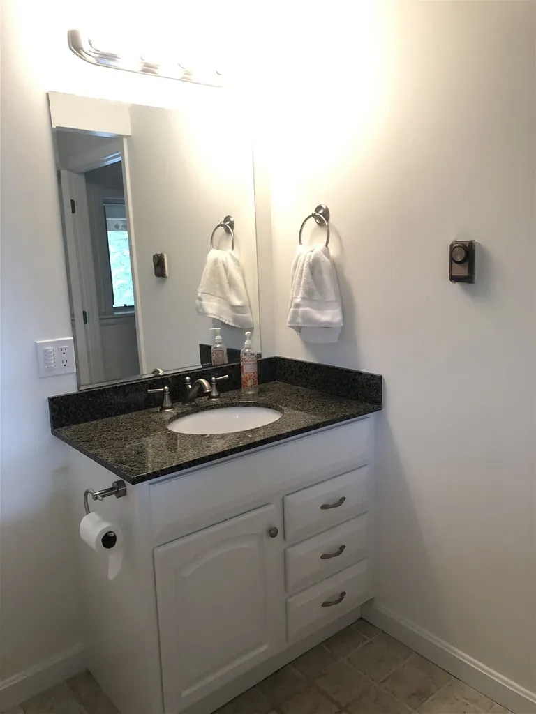 220 Pequawket Drive Conway NH 03818
