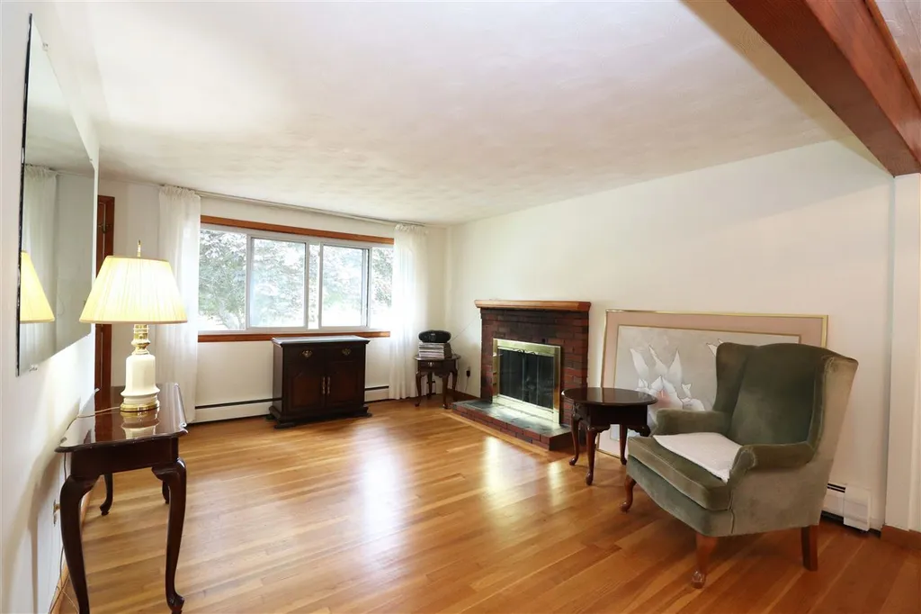 3 Briar Avenue Salem NH 03079