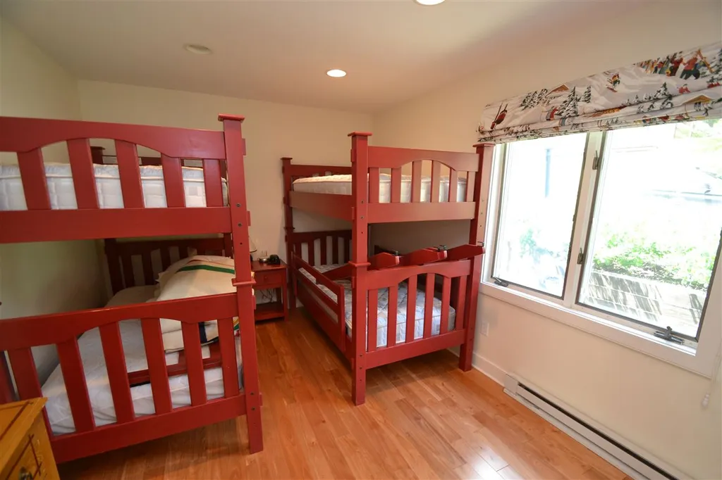 106 Lower Summit Road Warren VT 05674
