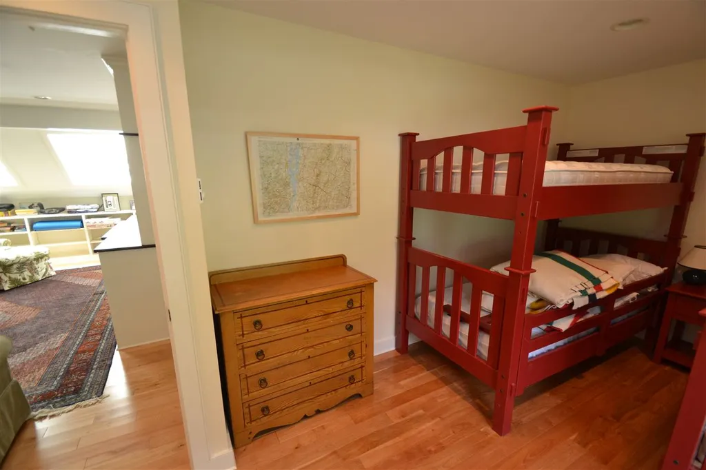 106 Lower Summit Road Warren VT 05674