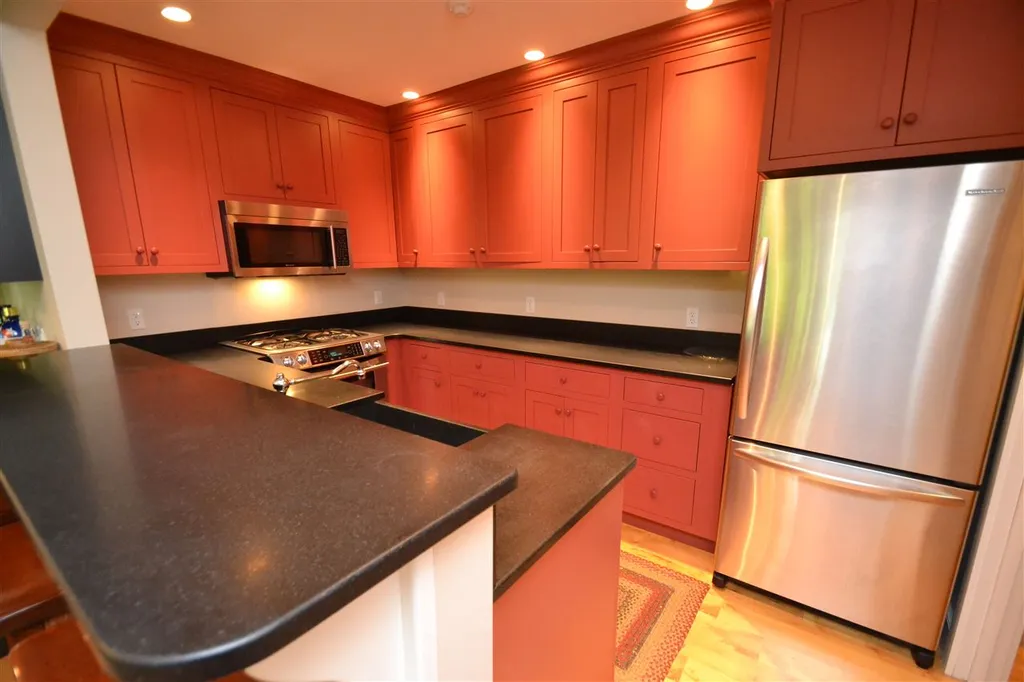 106 Lower Summit Road Warren VT 05674