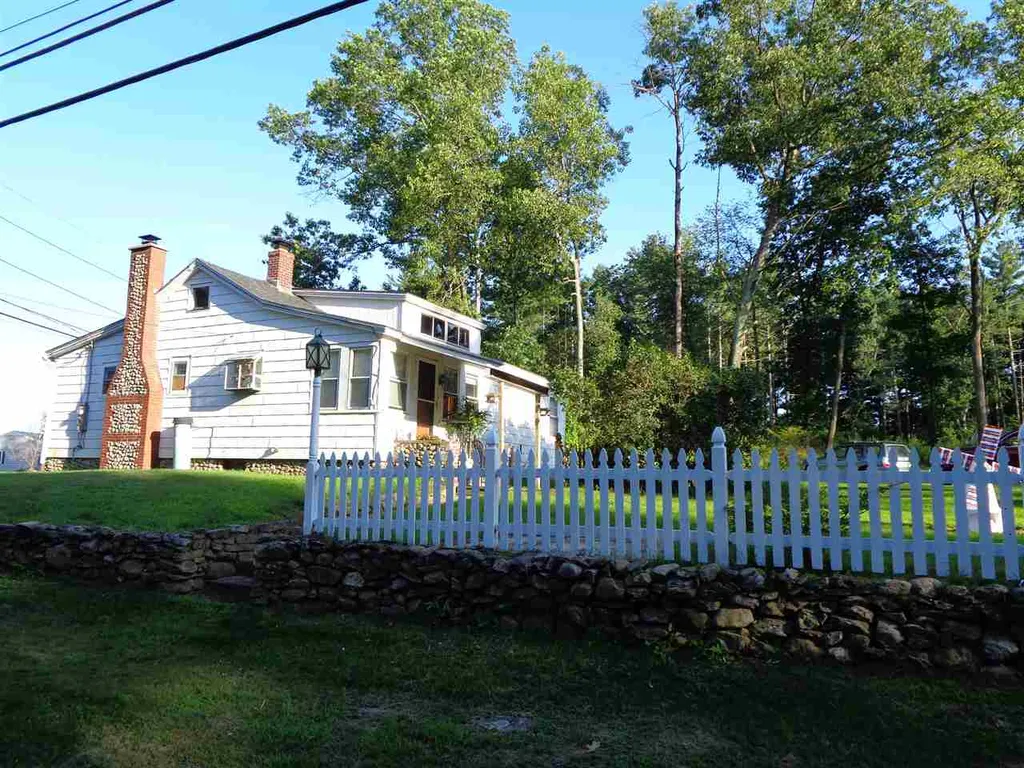 2 Boyd Road Londonderry NH 03053