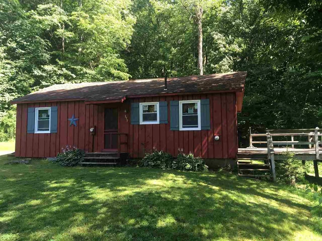 379 Heartwellville View Road Readsboro VT 05350
