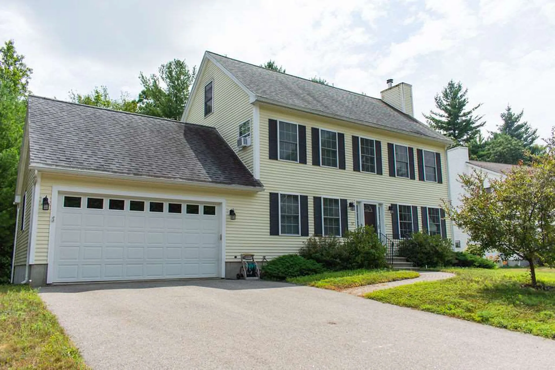 37 Jay Way Rochester NH 03868