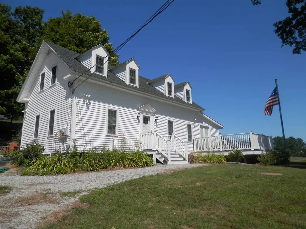 9 Apple Farm Road Franklin NH 03235