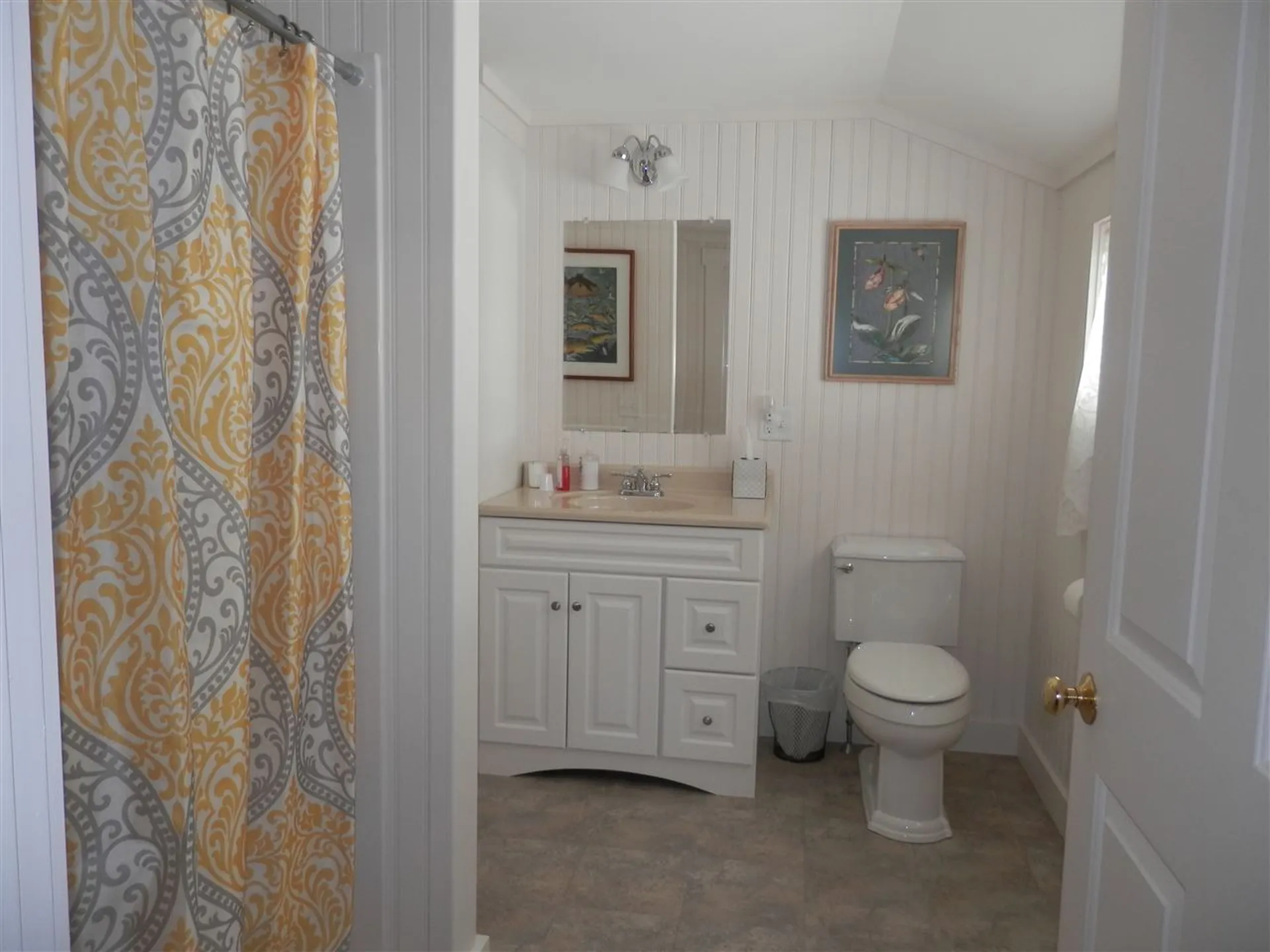 9 Apple Farm Road Franklin NH 03235