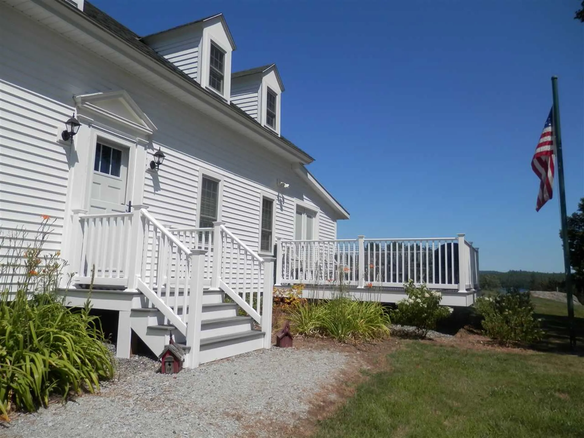 9 Apple Farm Road Franklin NH 03235