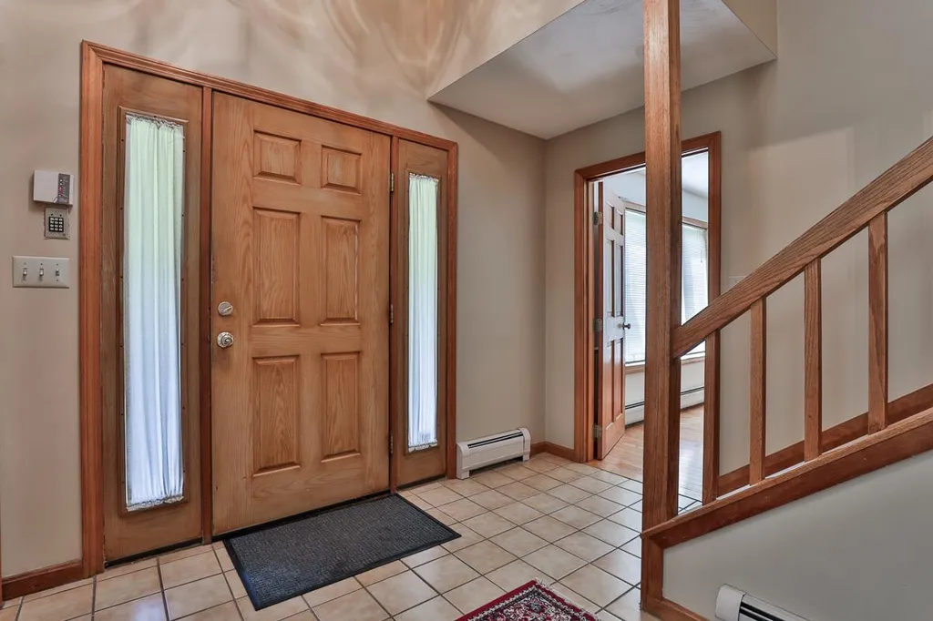 6 Meetinghouse Road Windham NH 03087