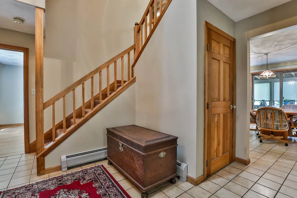 6 Meetinghouse Road Windham NH 03087