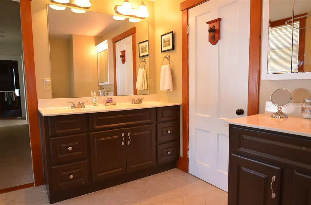 120 Lower Main Street Sunapee NH 03782