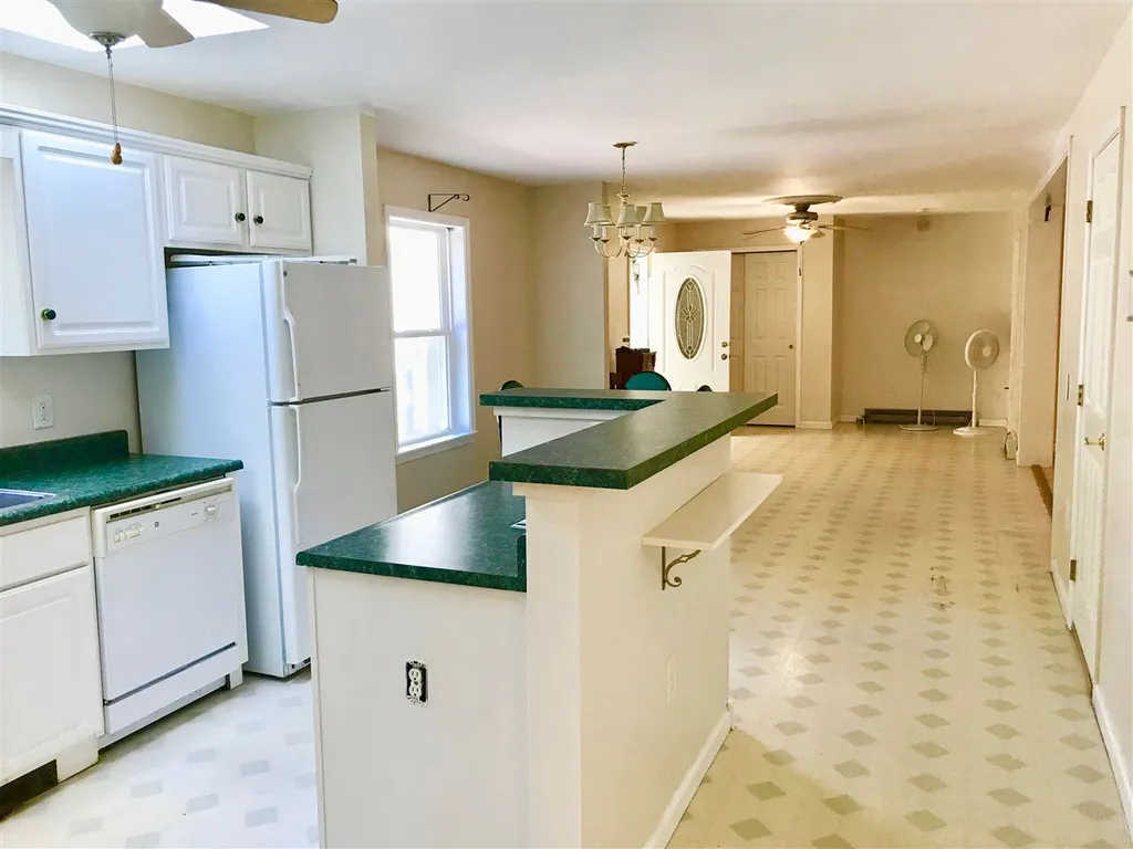 328 Silver Street Middleton NH 03887