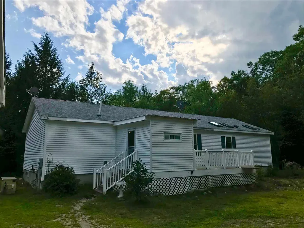 328 Silver Street Middleton NH 03887