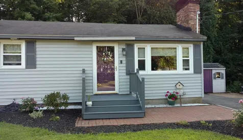 6 Vista Drive Hooksett NH 03106
