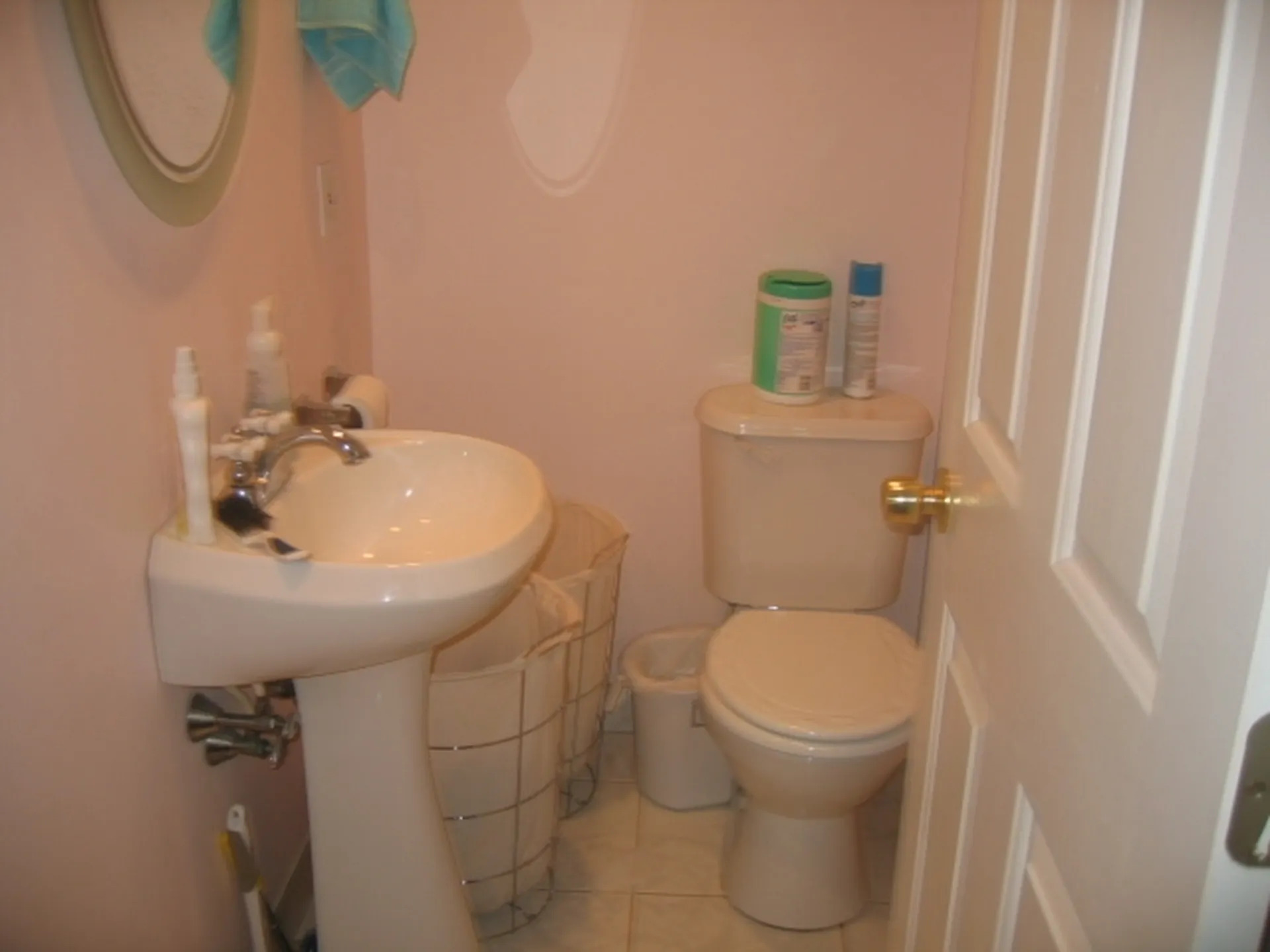 99 Chester Road Derry NH 03038