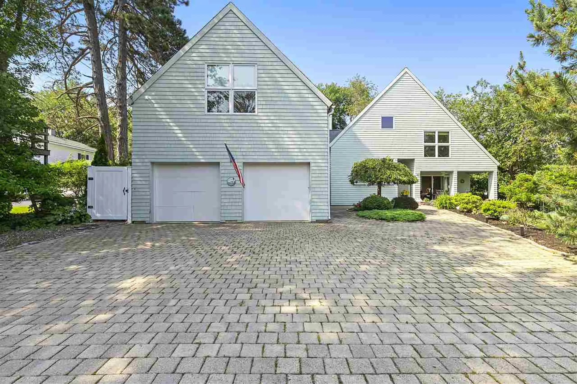 187 N Shore Road Hampton NH 03842