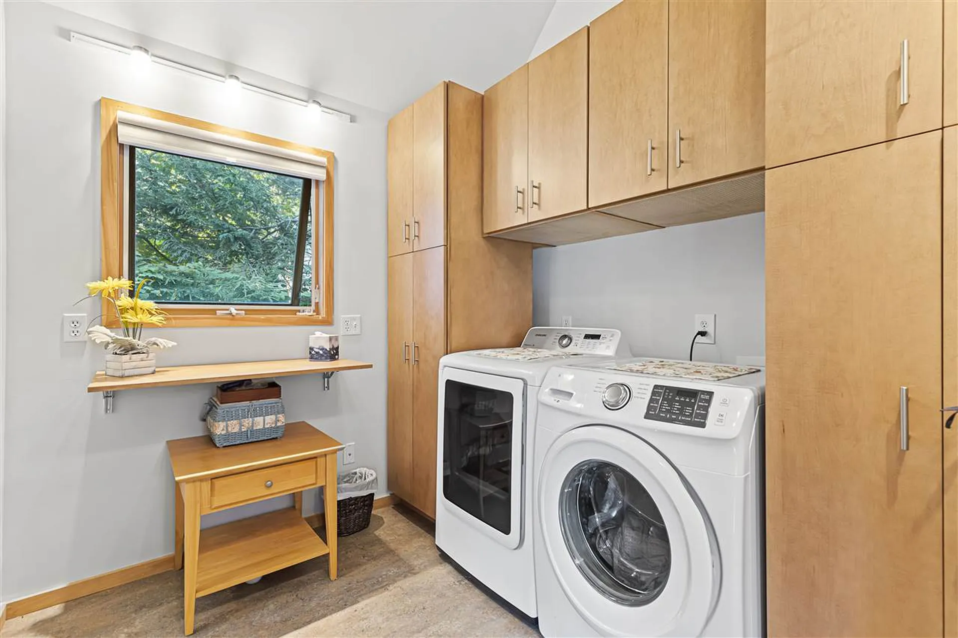 187 N Shore Road Hampton NH 03842