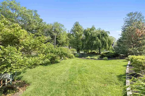 187 N Shore Road Hampton NH 03842