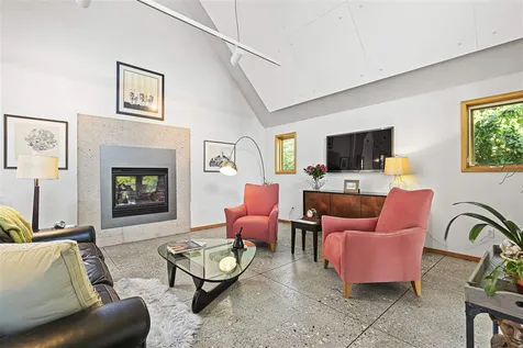 187 N Shore Road Hampton NH 03842