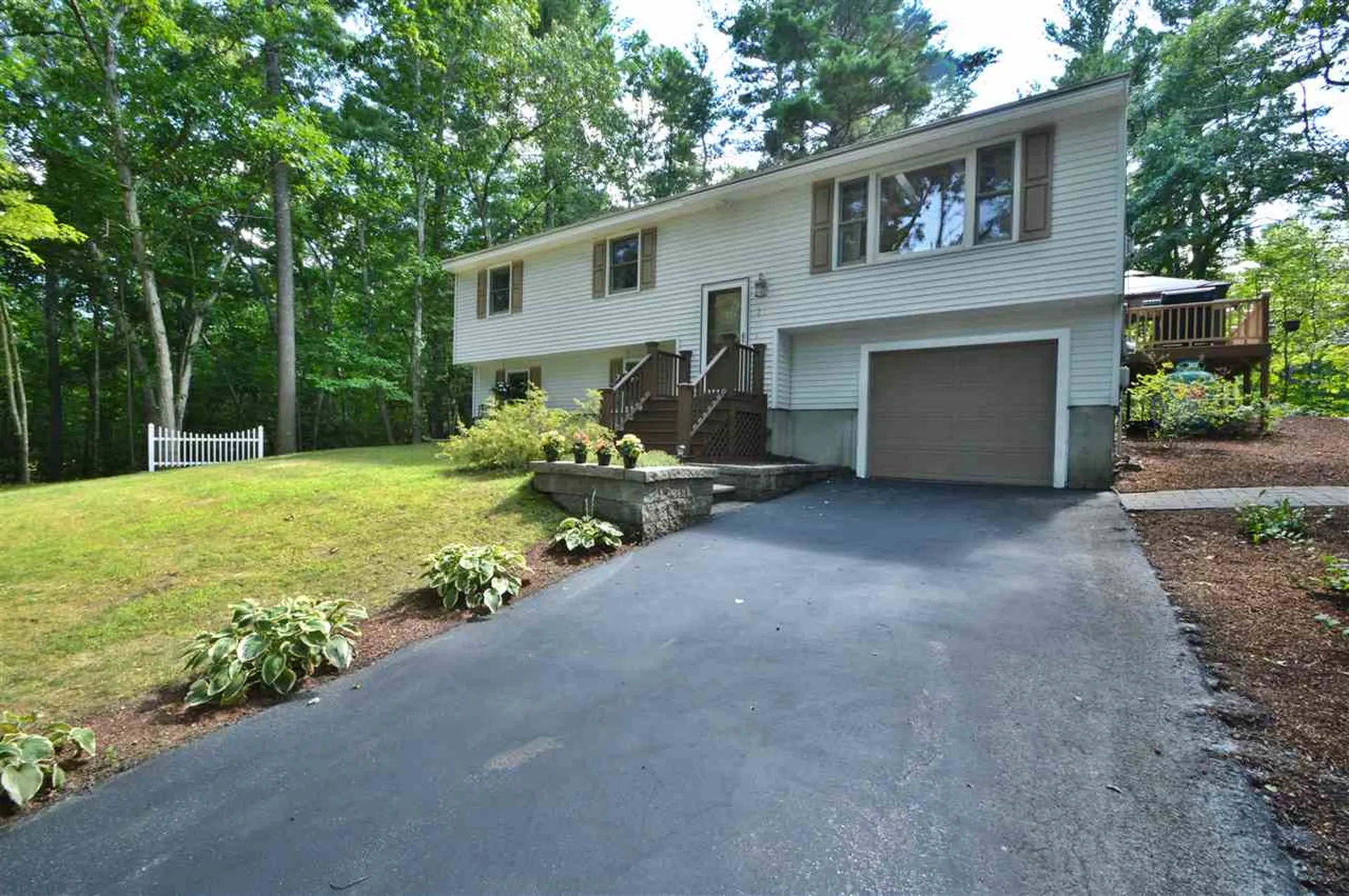 1 Cove Road Salem NH 03079