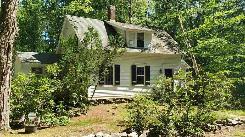 484 Burt Hill Road Winchester NH 03470