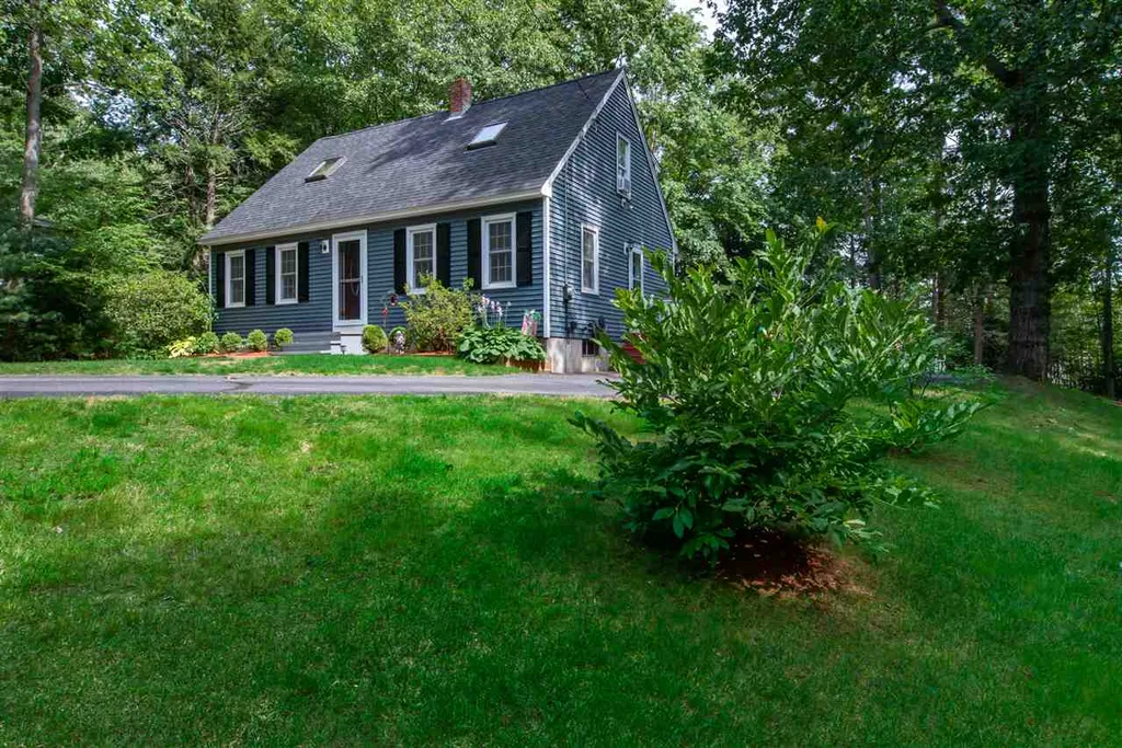 46 Pine Grove Lane Lebanon ME 04027
