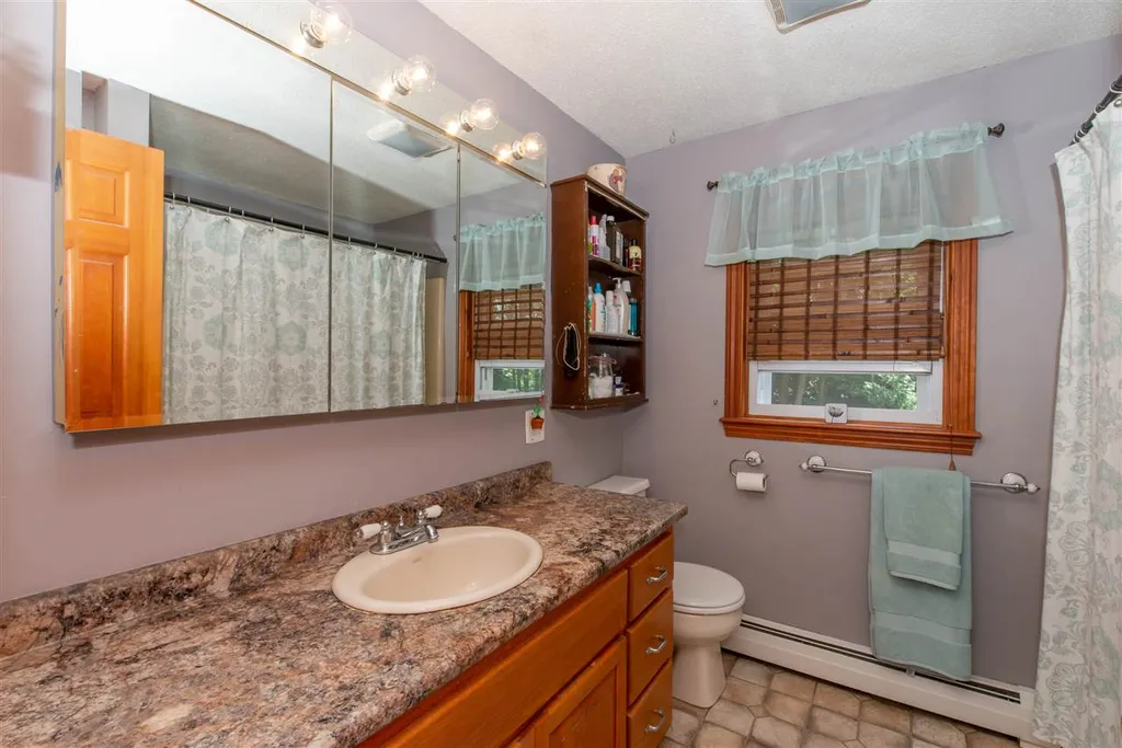 46 Pine Grove Lane Lebanon ME 04027