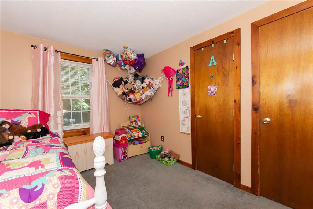 46 Pine Grove Lane Lebanon ME 04027