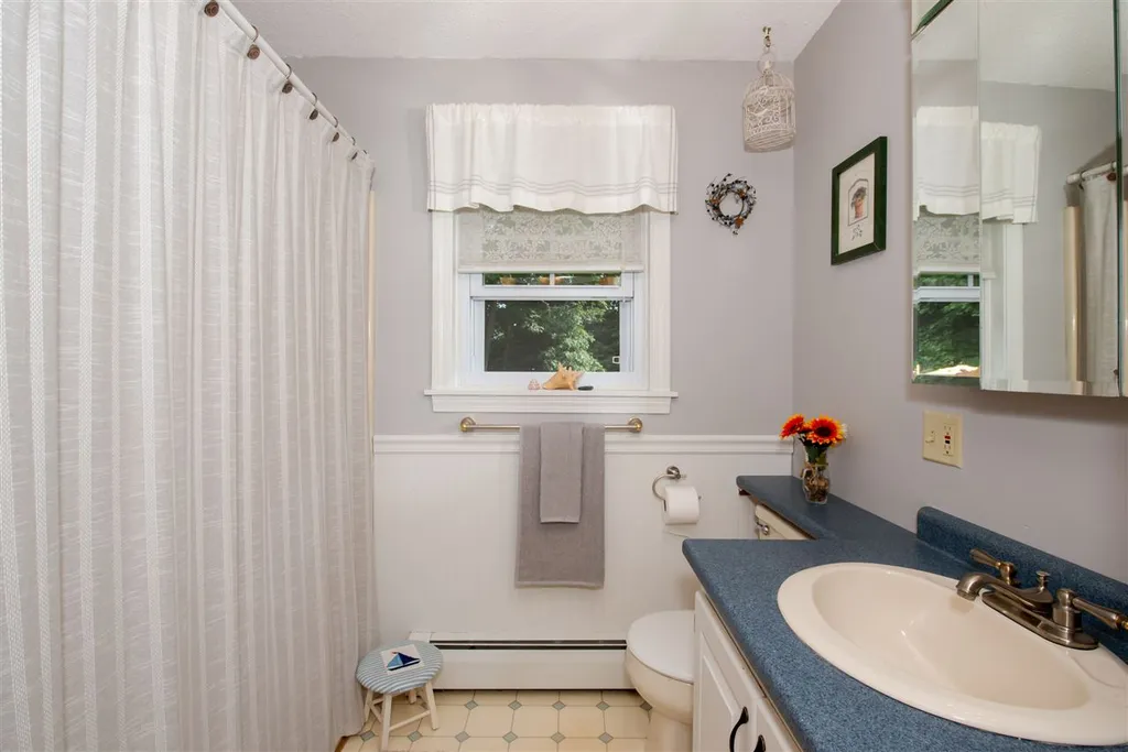 46 Pine Grove Lane Lebanon ME 04027