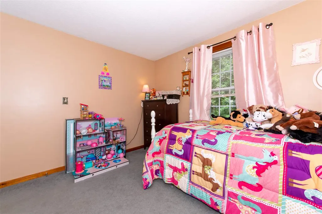 46 Pine Grove Lane Lebanon ME 04027