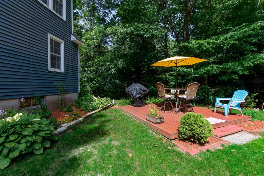 46 Pine Grove Lane Lebanon ME 04027