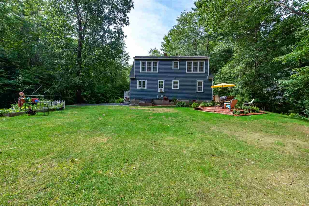 46 Pine Grove Lane Lebanon ME 04027