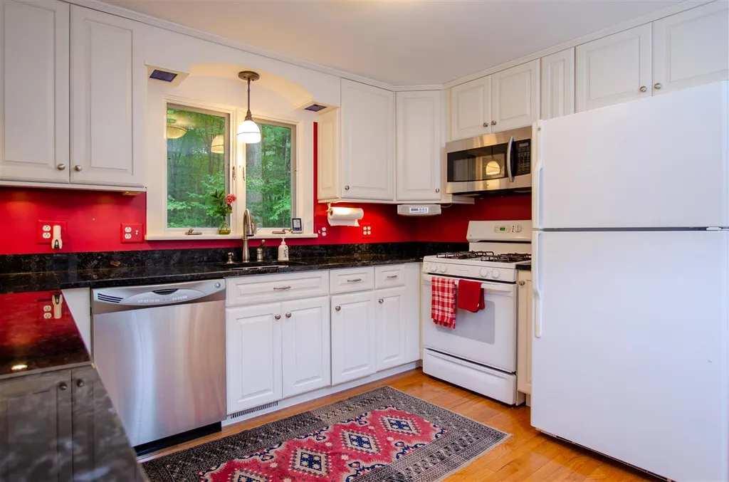 16 Poor Richards Drive Bow NH 03304