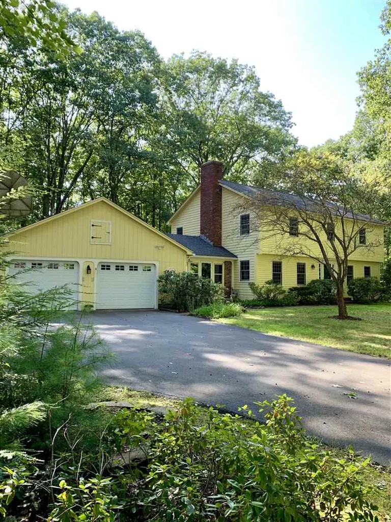 16 Poor Richards Drive Bow NH 03304