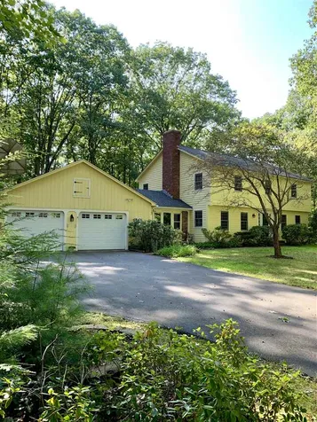 16 Poor Richards Drive Bow NH 03304