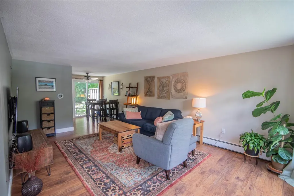 22 Eagle Drive Salem NH 03079