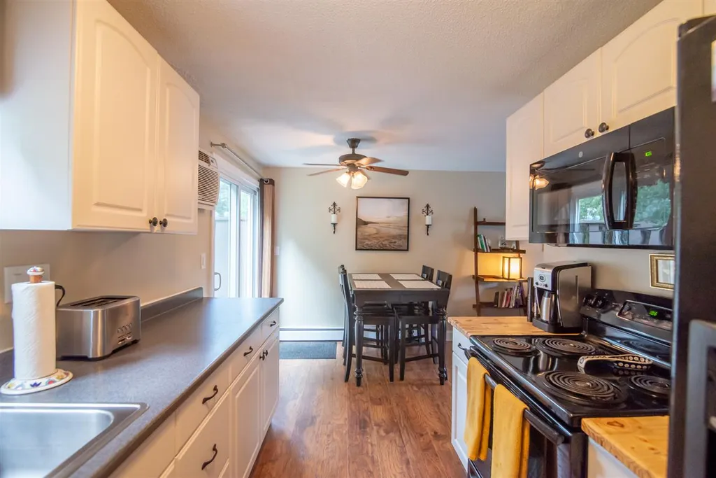 22 Eagle Drive Salem NH 03079