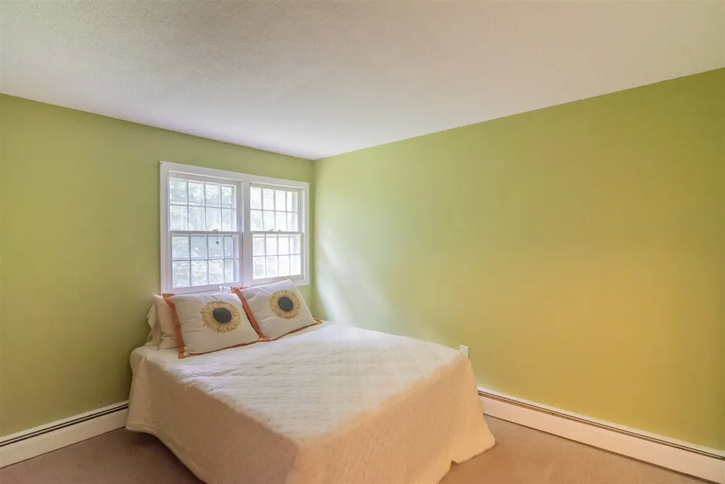 22 Eagle Drive Salem NH 03079