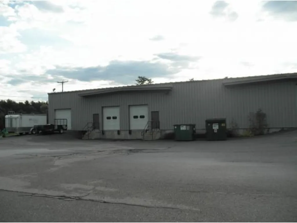 32 Nimble Hill Road Newington NH 03801
